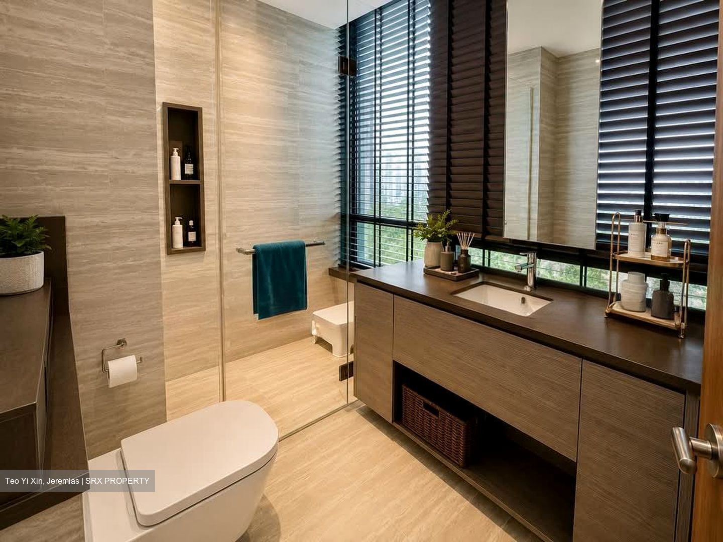 The Crest (D3), Condominium #576626901